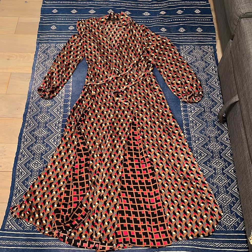 BCBG long sleeve printed maxi dress